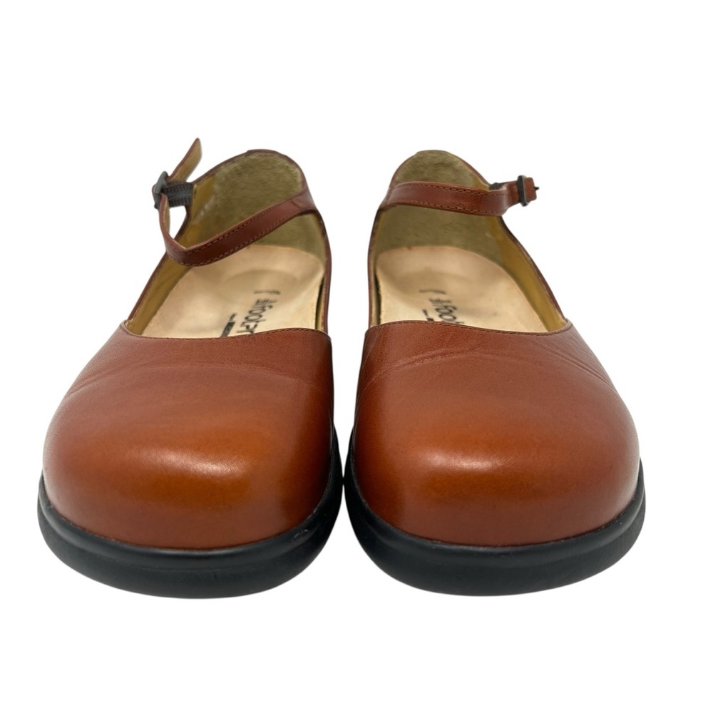 Footprints by Birkenstock Brown Leather Mary Jane Flats - Picture 4 of 10
